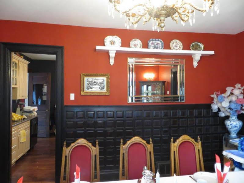 Redwood Bed And Breakfast Niagara Falls Exterior photo